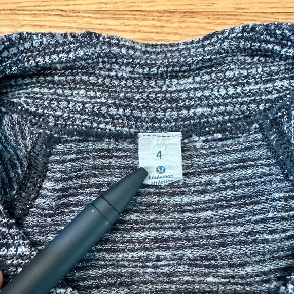 Lululemon Think Fast Long Sleeve in Color: Coco Pique Black / Black (Size 4) - Picture 8 of 11